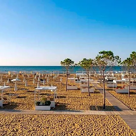 Lovely Beachfront Apartment-beahost * Bibione
